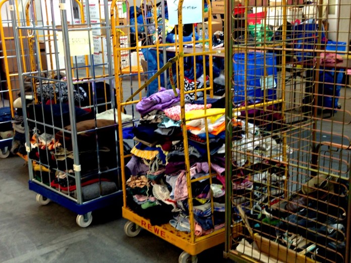 Kleiderkammer_Flüchtlinge_2016